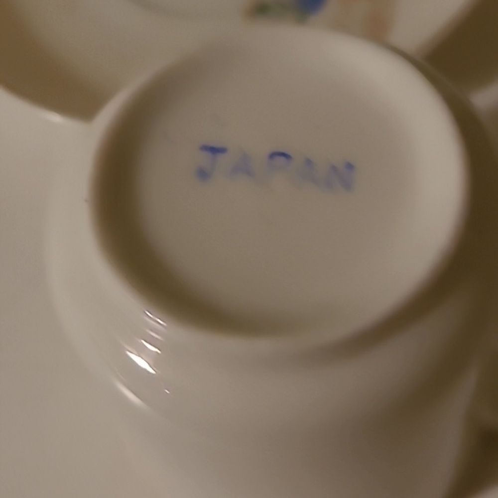 Japanese Mini Teacup - Picture 2 of 8